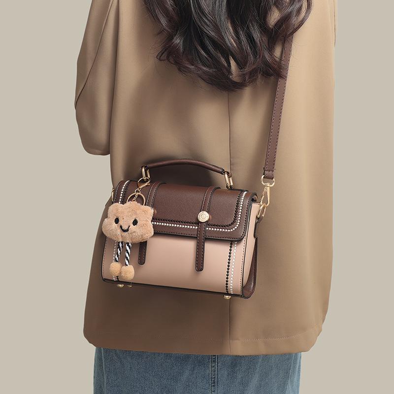 Summer 2026 Women's Fashion Single Shoulder Crossbody Bag - High-End Handheld Cambridge Style