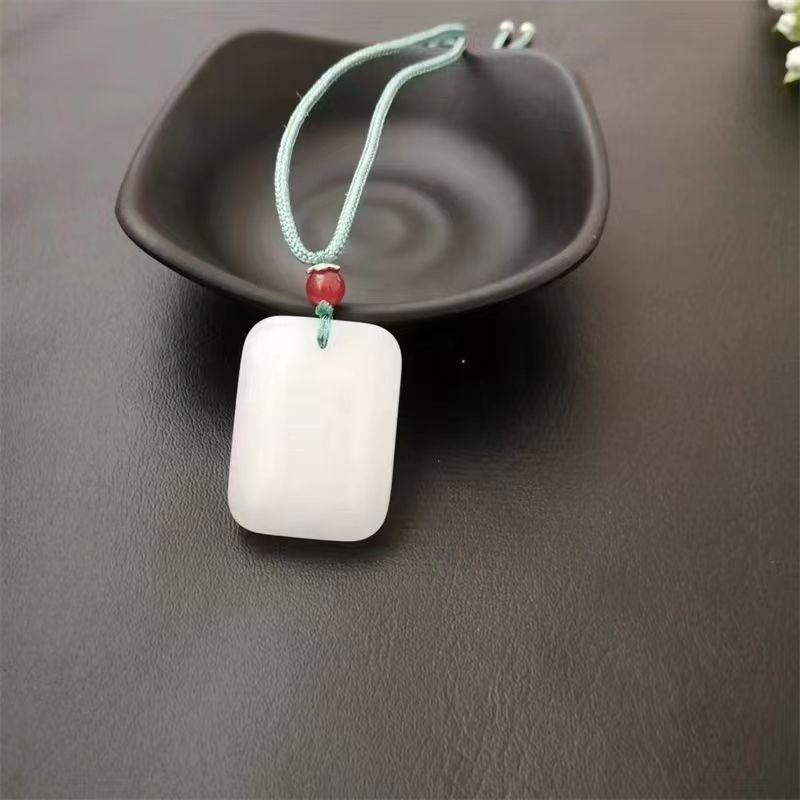 

Подвеска из Синьцзянского золотого шелкового нефрита: Тяньшаньский зеленый плавающий цветок дизайн мира для мужчин и женщин