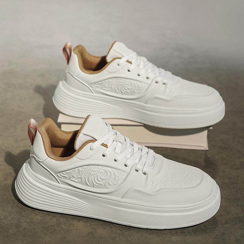 Men's fashion Joker borad Shoes Four Seasons new Soft-sole Non-slip Comfort Light Casual Shoes Thick-sole youth Sports Flat Shoe