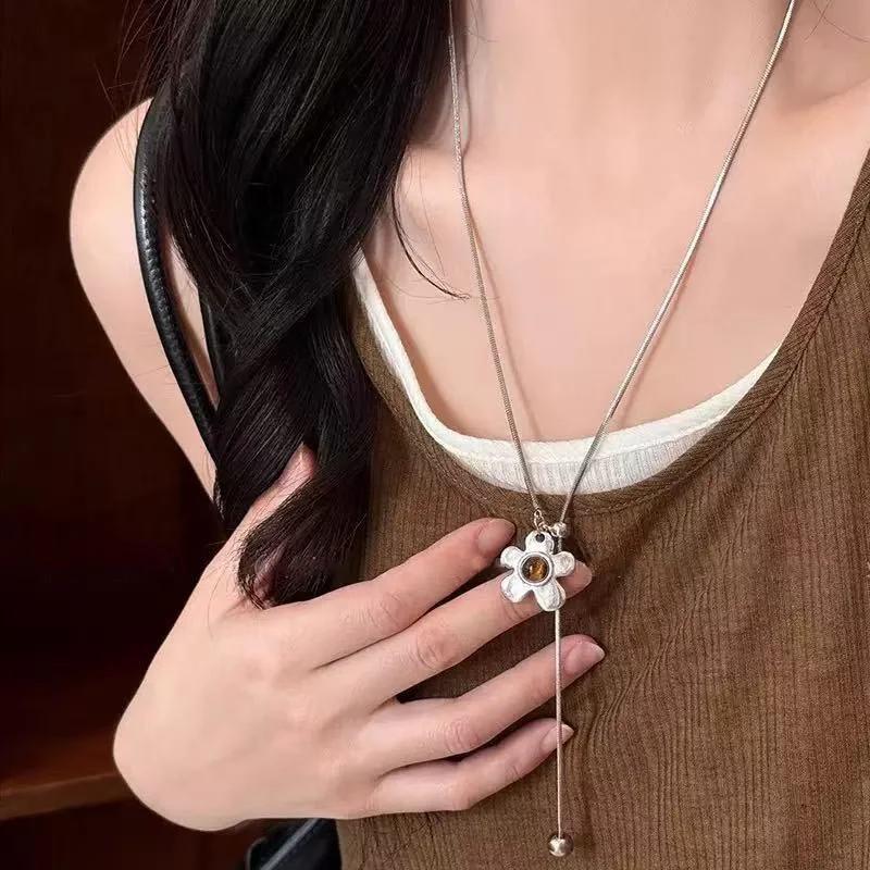Korean Fashion Flower Pendant Metal Long Chain Necklace For Women Girls Charm Aesthetic Jewelry Adjustable Neck Accessories