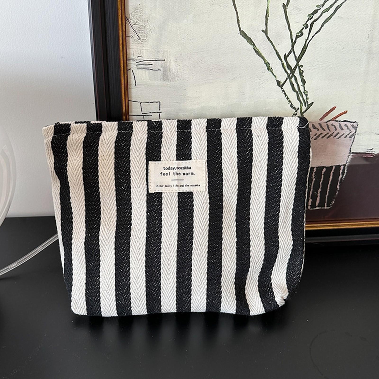 

Сумка-органайзер для электронных аксессуаров, водонепроницаемый дорожный футляр для аккумулятора, шнуры для зарядки, зарядные устройства, мышь, наушники, флэш-накопитель One Size чёрный