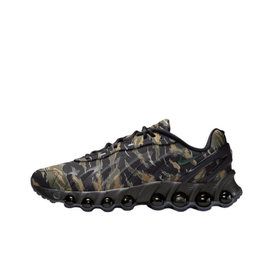

Кроссовки унисекс Nike Air Max DN8 Tiger Camo Черные Средне-оливковые Плоское золото IH2141-200 42.5