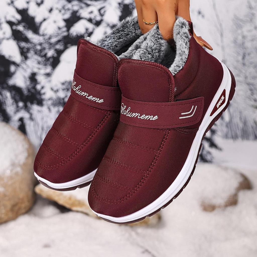 Heavy-Duty Slip-Resistant Winter Boots with PVC Sole & Insulated Warm Lining - Unisex Short Boots for Men & Women