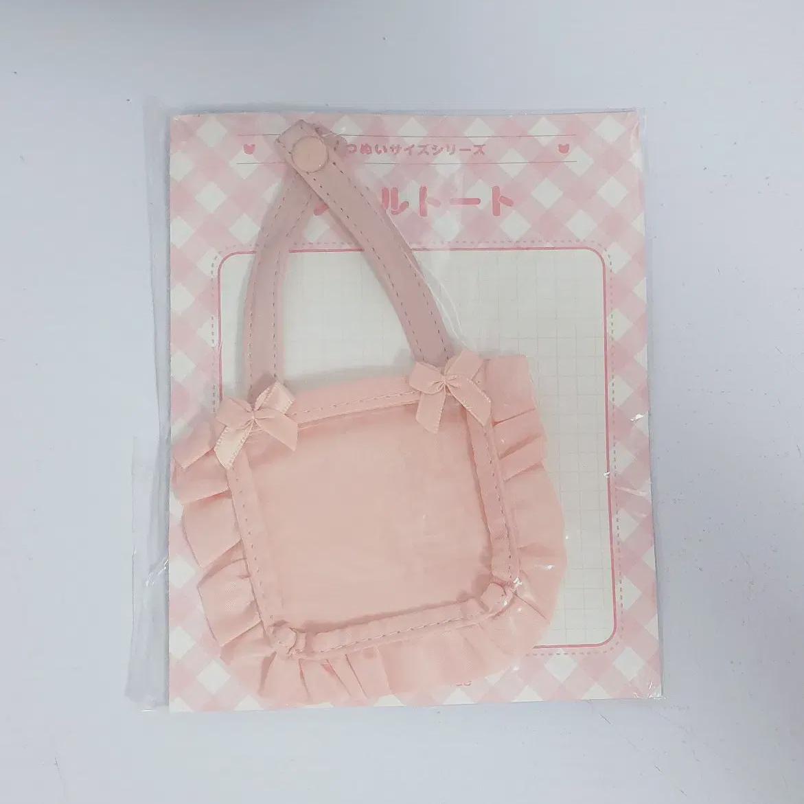 

Ansta Gomnui Mini Eta Bag Can Badge