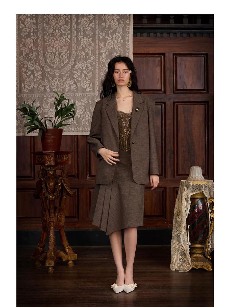 2025 Autumn/Winter Spicy Girl Lace Strapless Top & Irregular Skirt Set