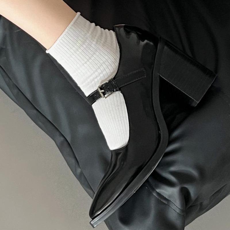 French Mary Jane High Heels Retro Word with Pointed Single Shoes Women's Autumn and Winter Black Thick Heel with Skirt Small Leather Shoes