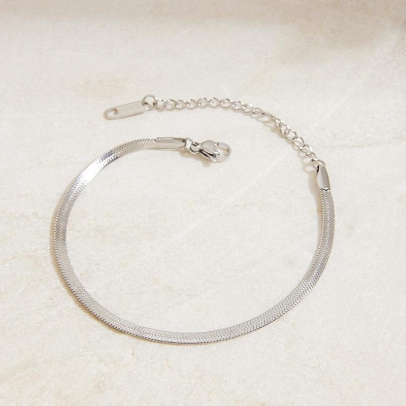Modern Bangle Stainless Steel Bracelet Jewelry Adjustable Size Wristband Unisex Accessory for Casual Or Formal Outfits