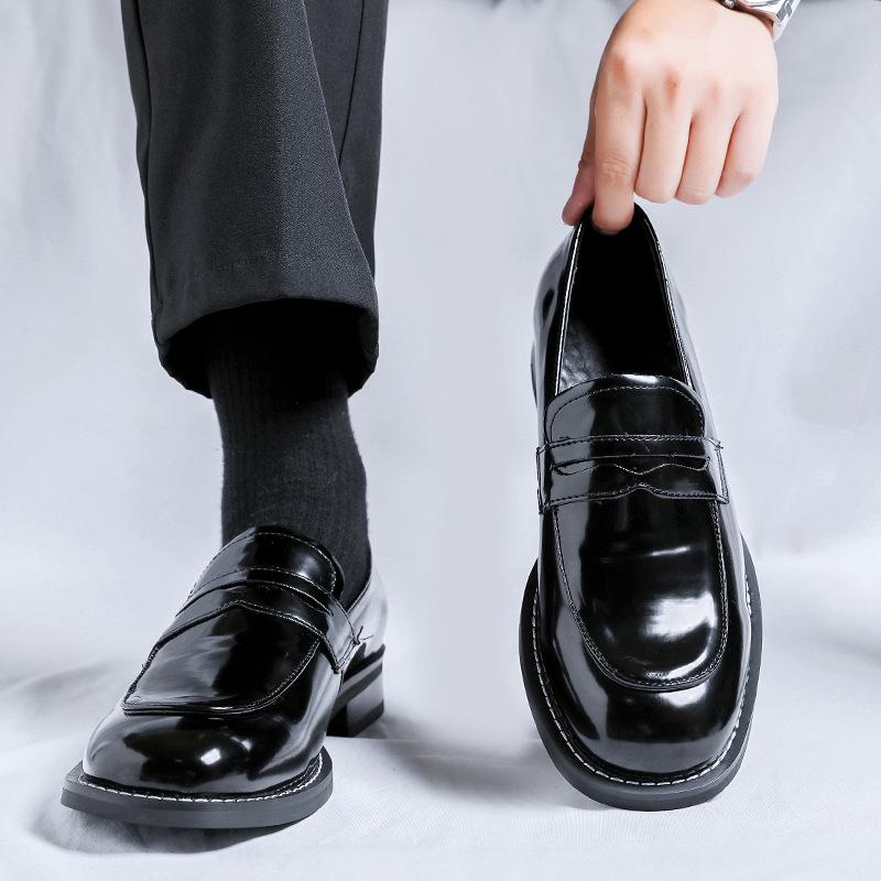 

Patent Leather Men s Slip-On Loafers: Big Sole, Low-Luxury Wedding Shoes 24264 38