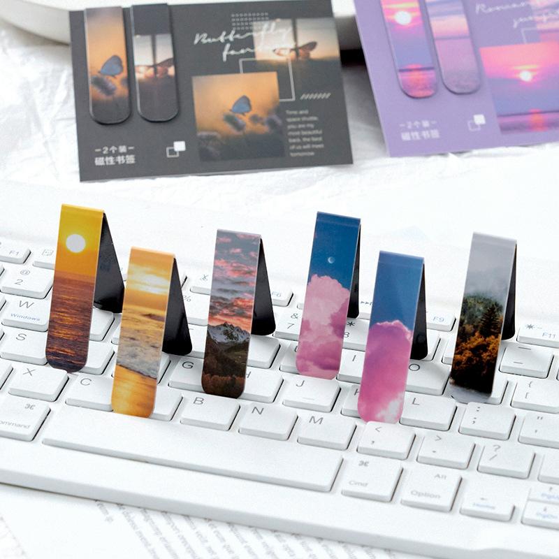 2 Pcs Magnetic Bookmark INS Landscape Clouds Simple Literary Pattern Page Folder for Books Readers Stationery Supplies