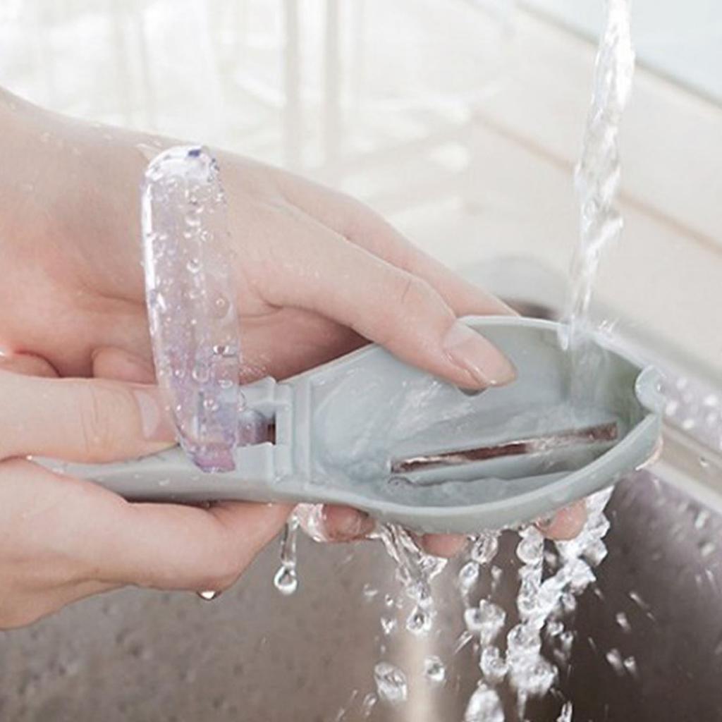 Kapaklı Balık Pulluğu El Tipi Balık Derisi Kazıyıcı Ev Mutfakları İçin Taşınabilir Pullama Aleti