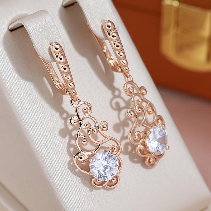 Orecchini Pendenti A Forma Di Ragno Con Zirconi Rossi, Anallergici E Leggeri. Il Tocco Glamour E Misterioso Per Il Tuo Look Di Halloween O Una Serata Speciale.