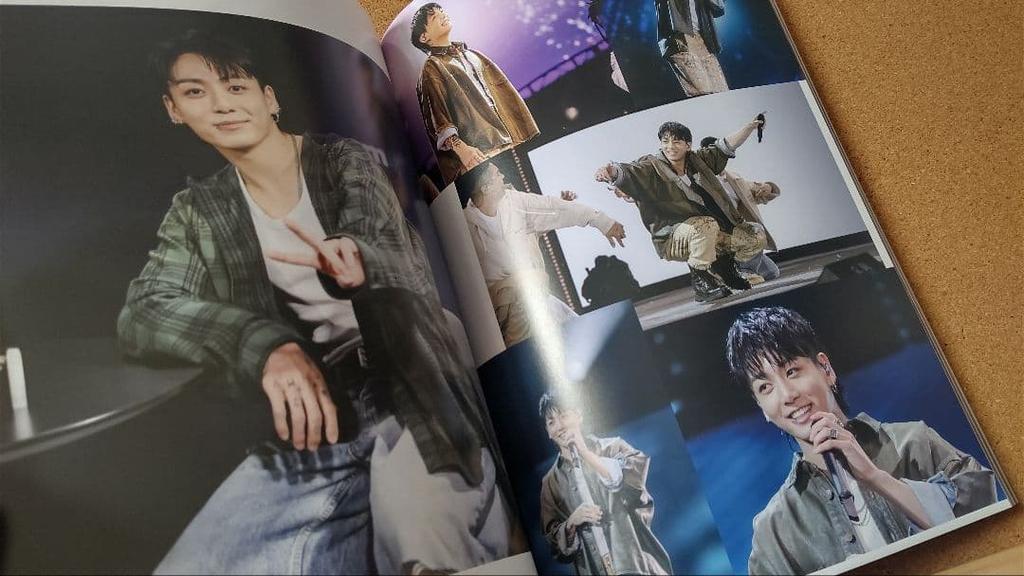 [USED] BTS JUNGOOK GOLDEN Photobook Jungkook Birthday