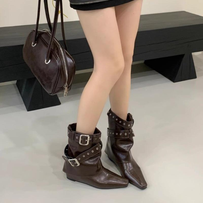 Modische und vielseitige spitz zulaufende hochhackige Stiefeletten für Damen 2025 Neues Design Nische Gürtelschnalle Stiefeletten