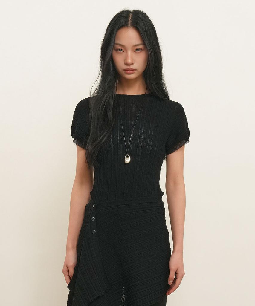 GENERALIDEA Pleated Half-Neck Knit Top [Black] / Gf2Lkp529