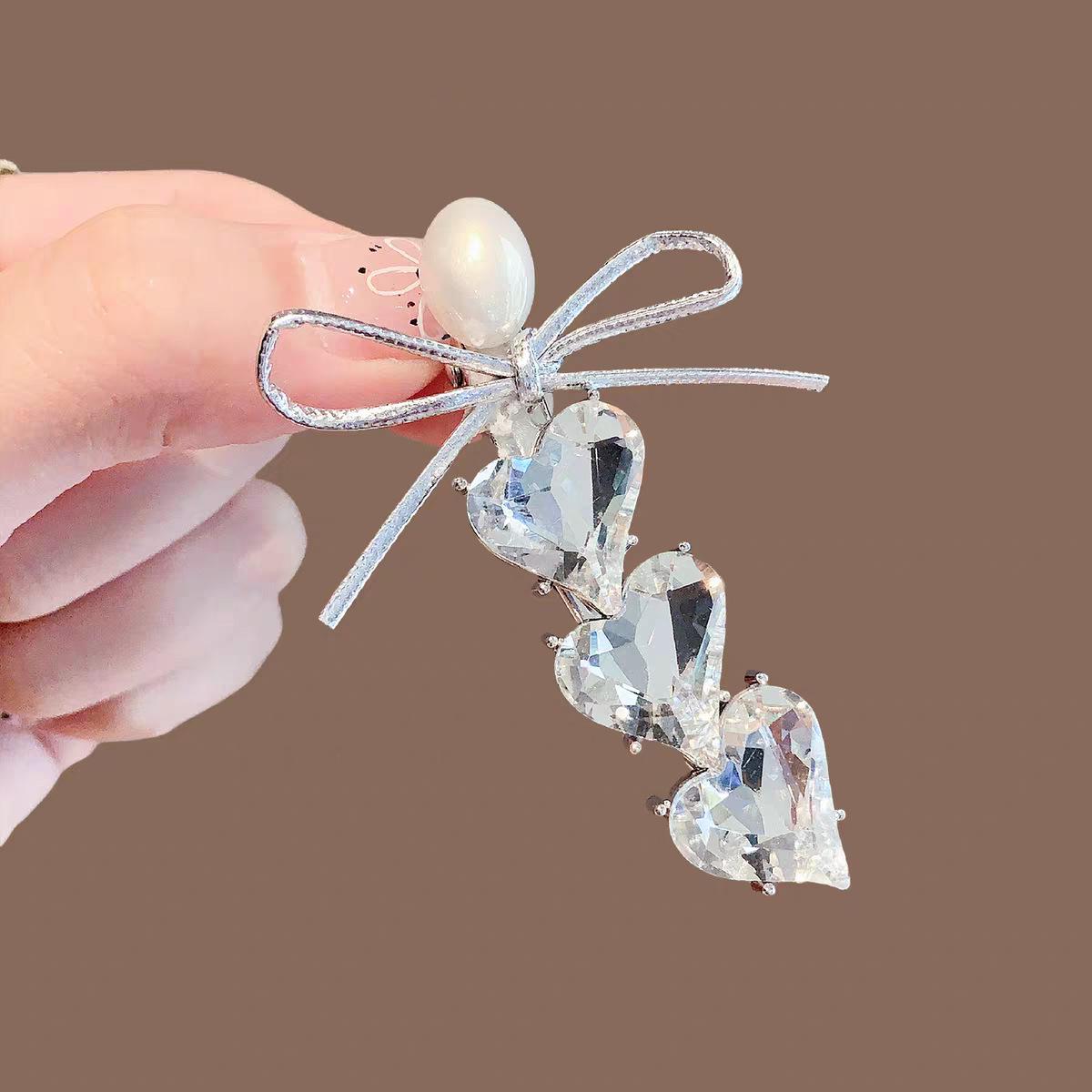 

Exquisite Silver Heart Rhinestone Bow Pearl Hair Clip