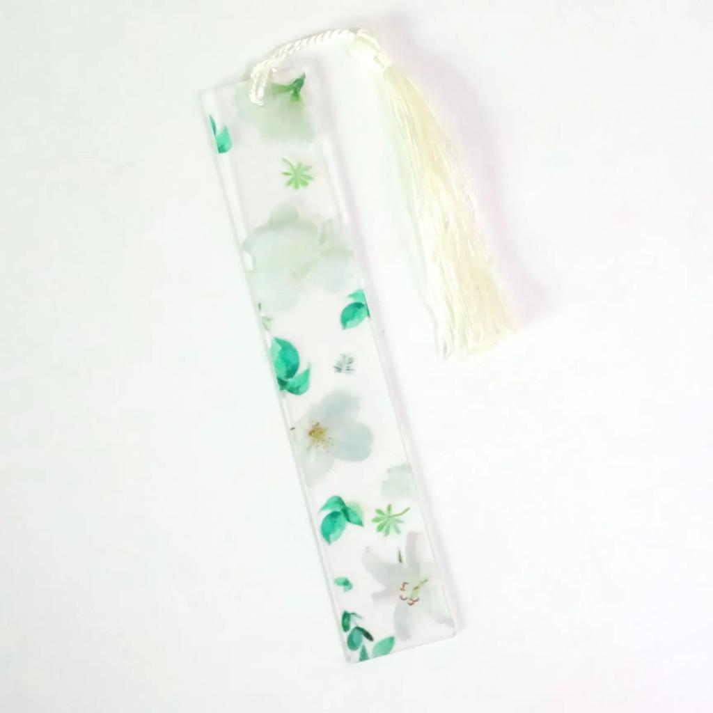 Blumenlesezeichen Transparenz Lila Harz Seitenmarkierer Lesezeichen für Frauen Transparent Weihnachtsgeschenk für Lehrer Schülerbedarf