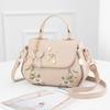 Luxury Brand Designer Women'S Handbag Large Capacity Embroidered Shoulder Bag Classic Retro Crossbody Bag Commuting Tote Bag