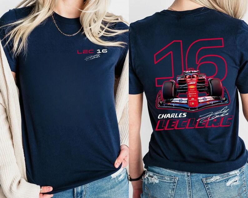 

Чарльз Леклер 16 Scuderia Ferrari e Графіка Автомобіля Oversized Вуличний Одяг Мерч для Фаната Футболка для Ентузіастів F1 та Ferrari F1 Формула 1 Водій Підпис Rac L