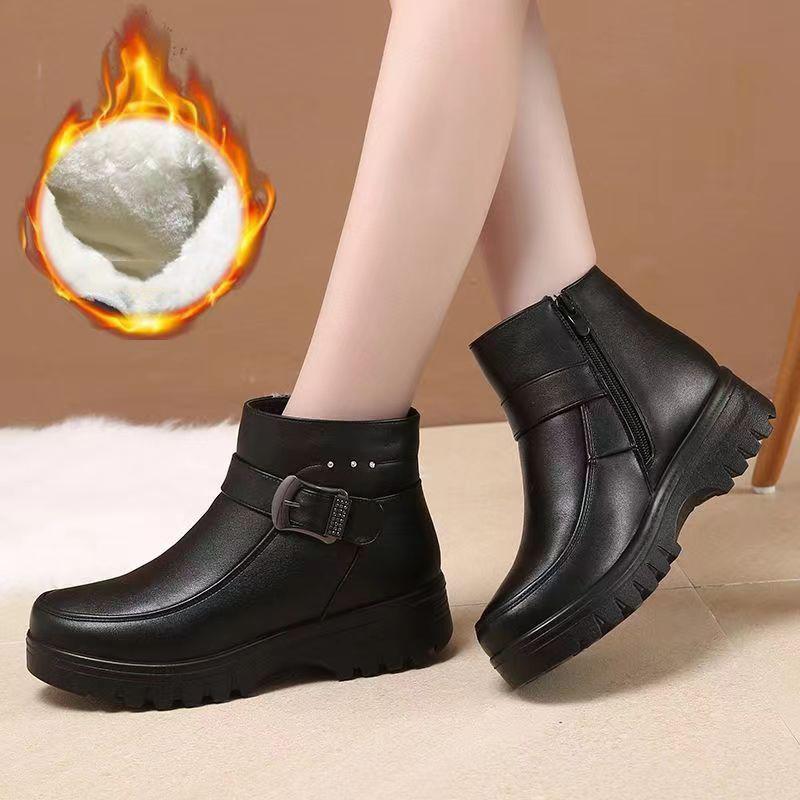 Winter Women Cotton Shoes Warm and Thickened Plush Leather Shoes Plush Short Boots Women's Middle-aged and Elderly Women's Flat Bottom Anti-skid Boots