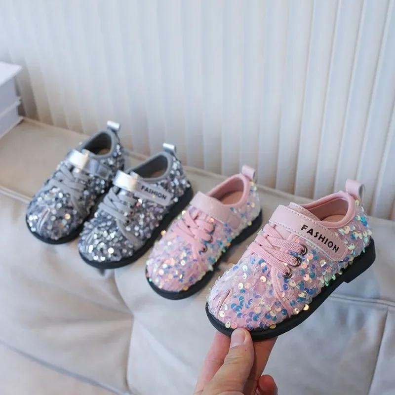 Dětské sportovní boty s třpytivými flitry Dívčí ležérní boty Kulatá špička Princeznovský styl 2024 Nové Dětské kožené boty Zapínání na suchý zip