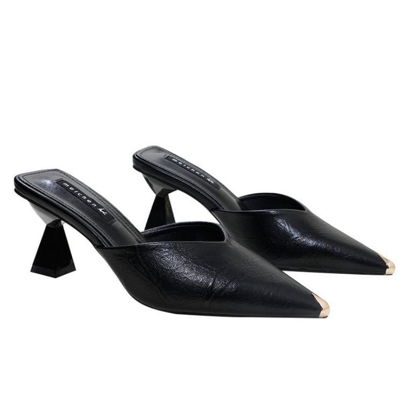 Flip-flops Are Versatile Pointed-toe High-heeled Chunk-heeled Sandals and Mid-heeled Shoes