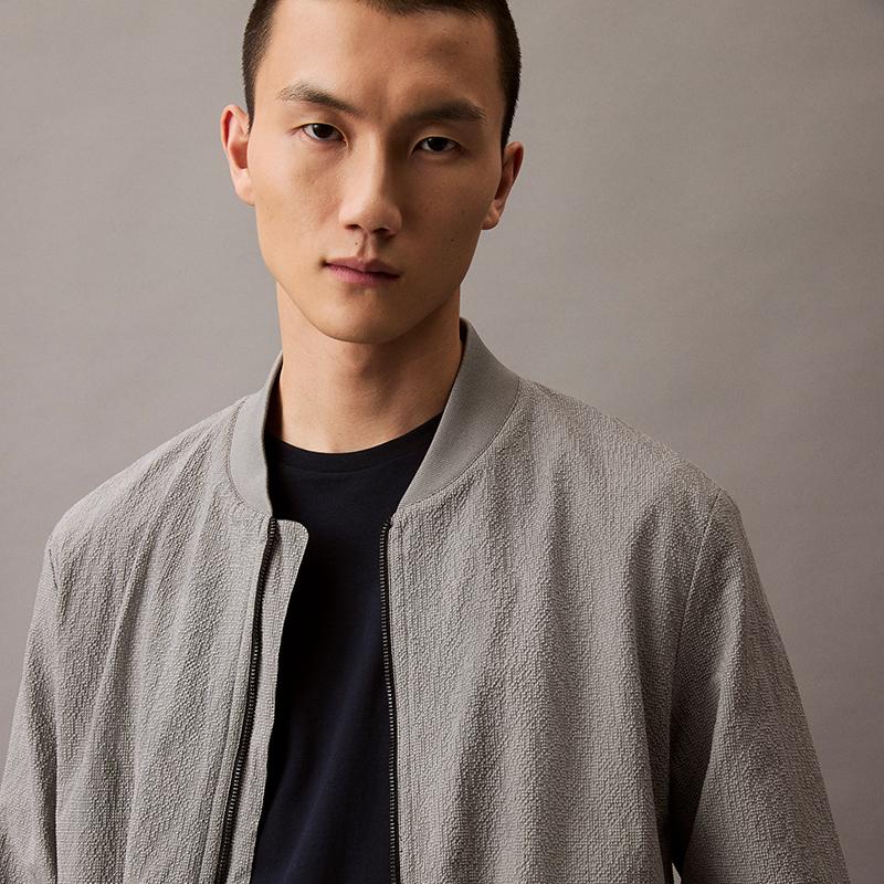 Calvin Klein Premium Ready-To-Wear Textured Pilot Baseball Jacket Men Jacket 4LB434G