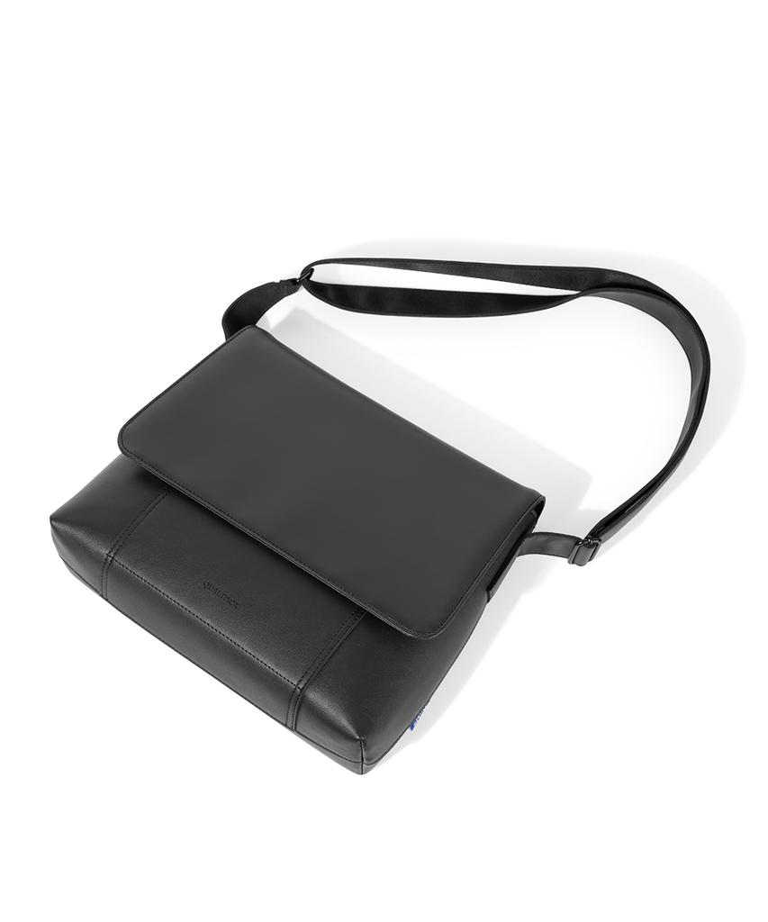 Qualpack Essential Crossbody Bag 309 Black