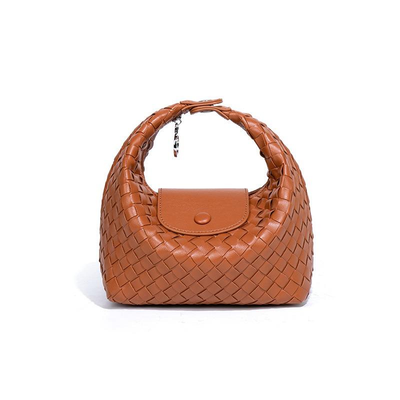 New hand-woven crescent bag fashion trend shoulder bag niche design messenger bag versatile simple handbag