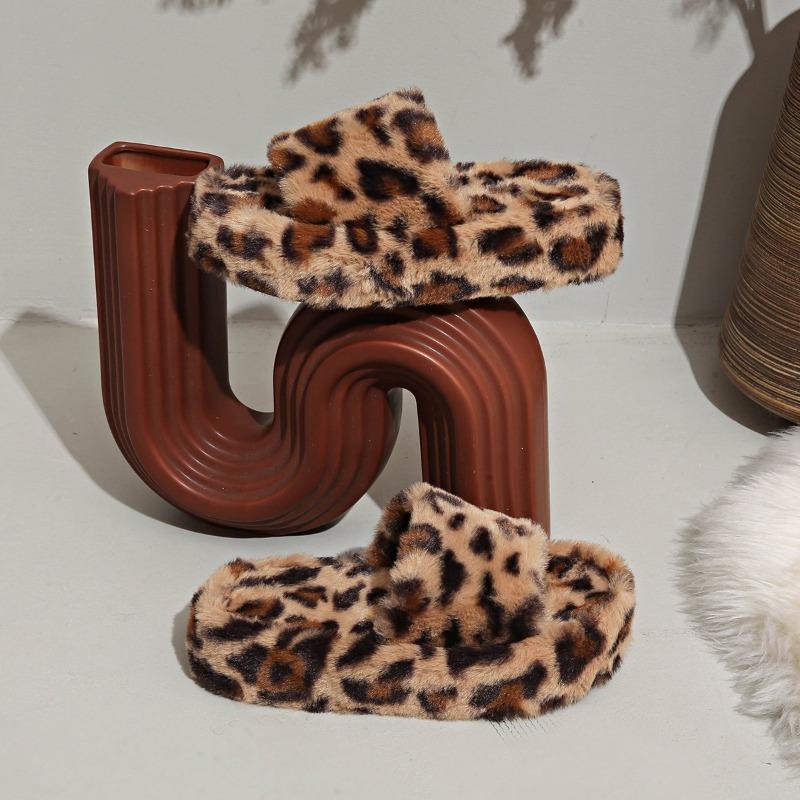 Autumn and winter new home thick bottom heightening retro leopard print fluffy slippers women wear versatile cotton slippers