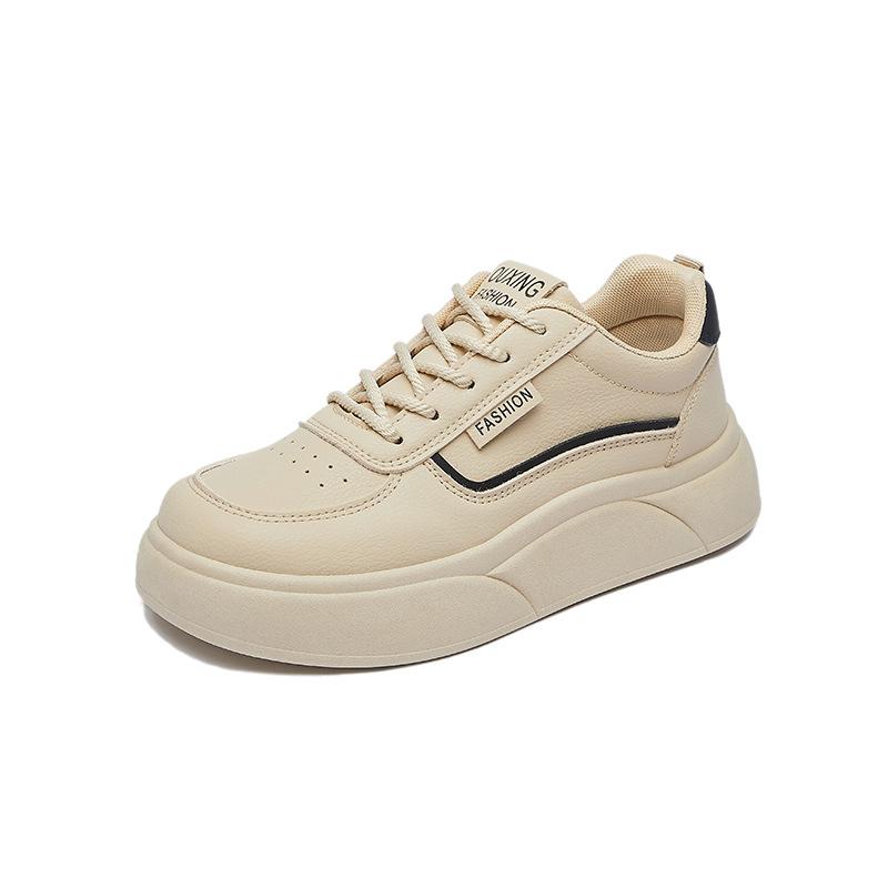 Height-increasing platform white shoes women's 2025 autumn new leather versatile sports shoes student soft-soled casual board shoes