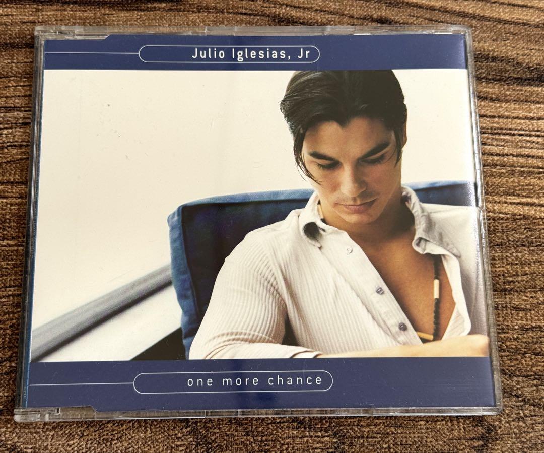 

[USED] JULIO IGLESIAS Jr. “One more chance”