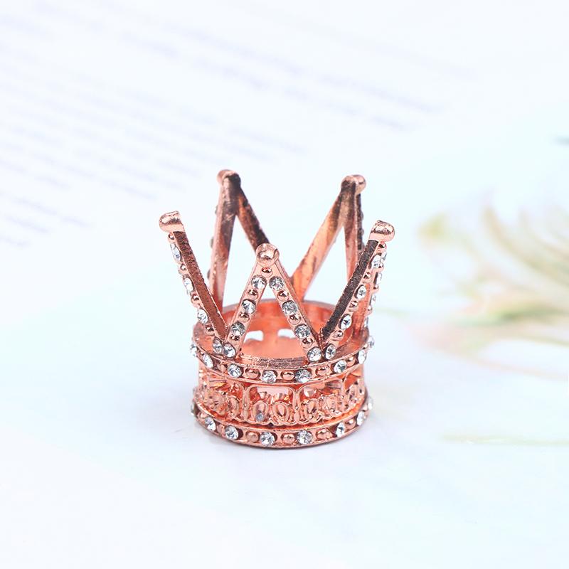 Akcesoria dla lalek Metalowa korona Nakrycie głowy Ozdoba do włosów Akcesoria do włosów Dla domku dla lalek Zabawka