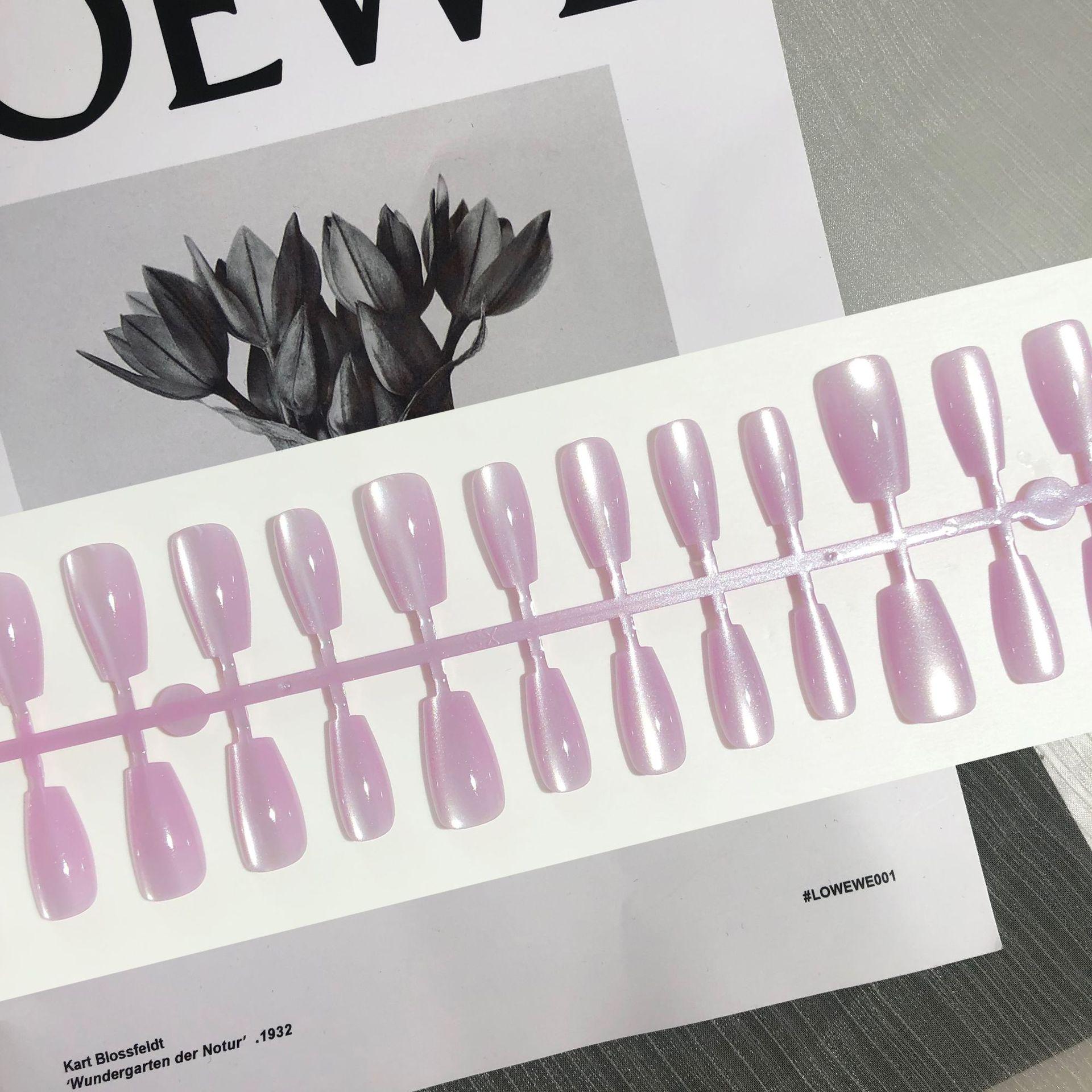 

Romantic Purple Taro Cat Eye Nails with Moonlight White Glass Beads - Handmade 30-Piece Set