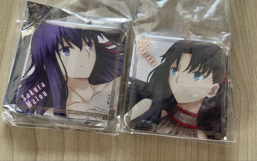 

[USED] Ufotable Fate/stay Night Square Badge Rin Tohsaka and Sakura Matou (Sisters)