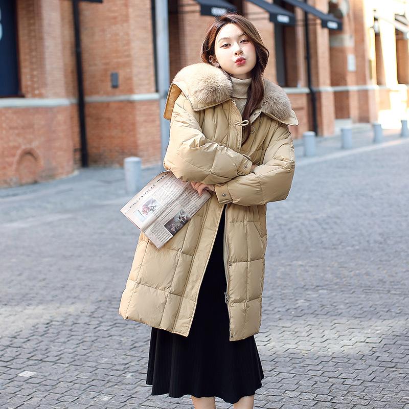 The New Autumn and Winter Big Yards Fat and Large Warm with Winter Korean Version of The Fashion Down Jacket Female
