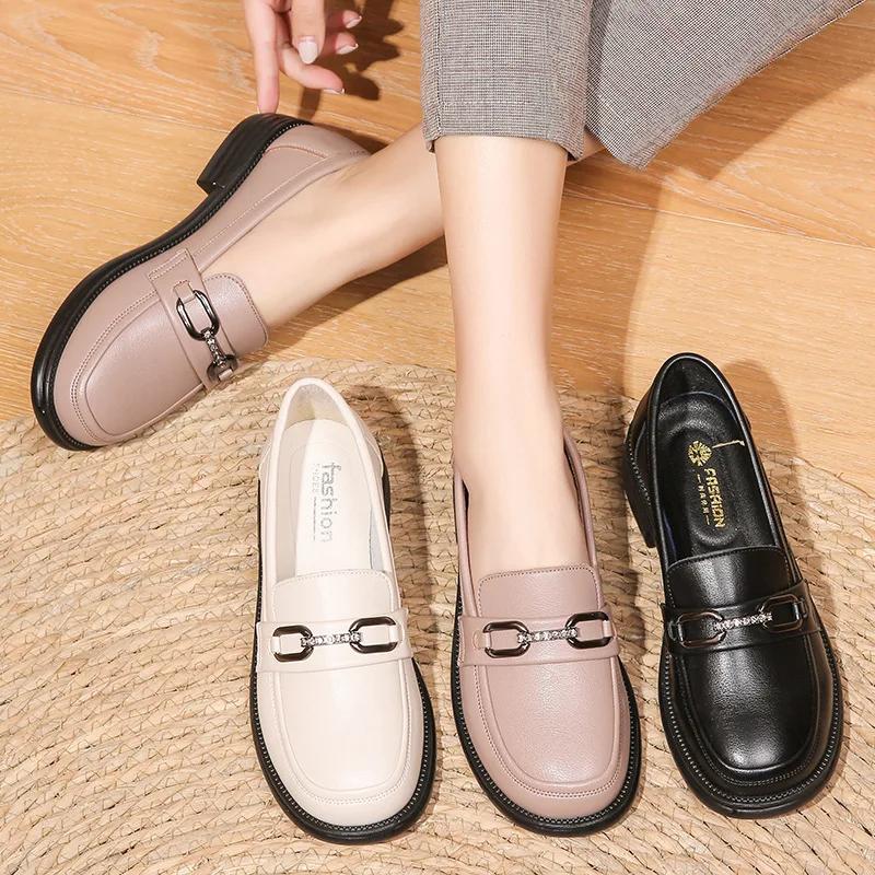 Fashion New Spring and Summer Mother's Shoes Comfortable Flat Shoes for The Elderly Fashionable Soft-soled Leather Women Shoes