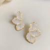 Vintage White Oil Dripping Flower Stud Earrings For Women Korean Metal Irregular Petal Post Earrings Jewelry Party Accessories