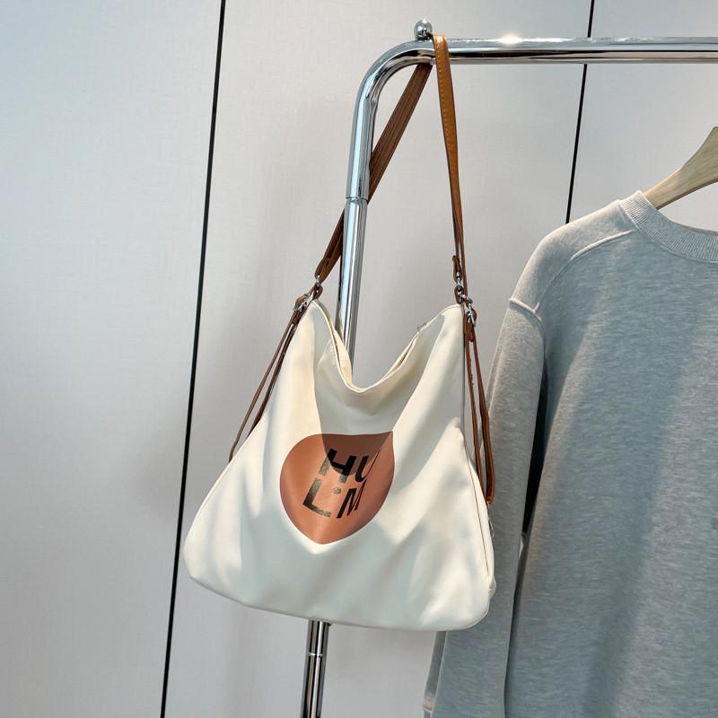 

Stylish Versatile Black And White Shoulder Tote Bag With Spacious Interior For Everyday Use білий
