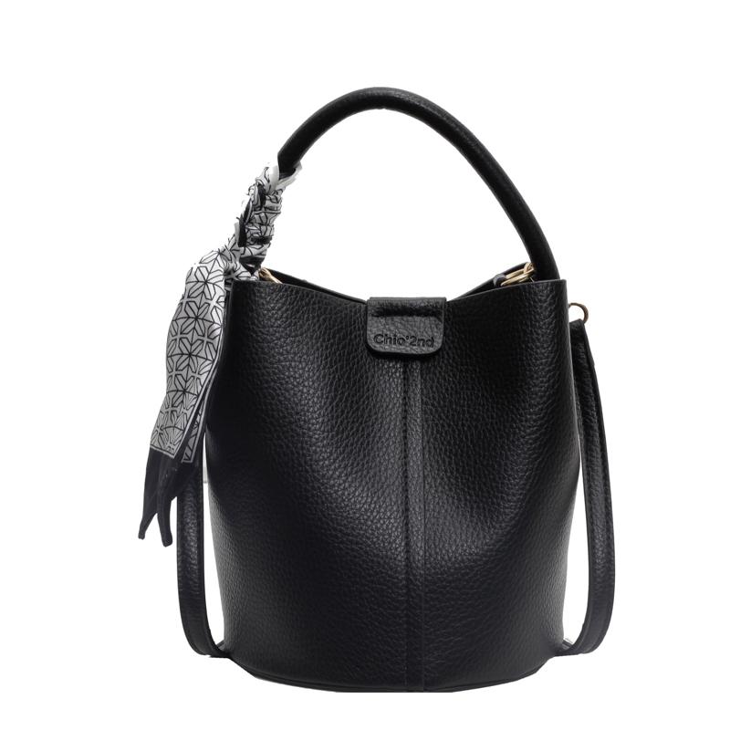 Autumn And Winter High-Grade Retro Fashion New Portable Bucket Bag With Texture Commuter Single Shoulder Crossbody Bag