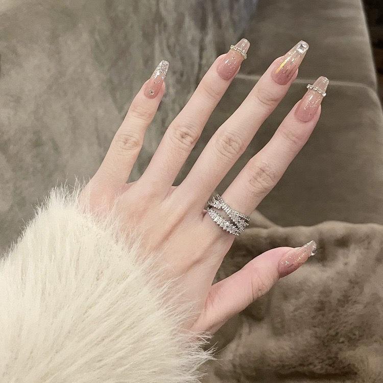 Funkelnder Zirkonia Geometrischer Damenmode Ring - Trendiger Mehrschichtiger Offener Bandring für den Zeigefinger