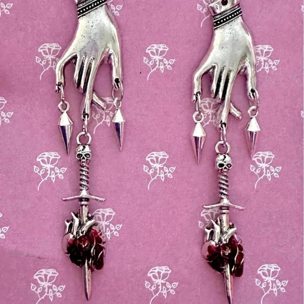 Gothic Sliver Color Hand Skull Sword Rivet Tassel Dangle Earrings for Women Halloween Party Demon Slayer Scary Jewelry Gifts