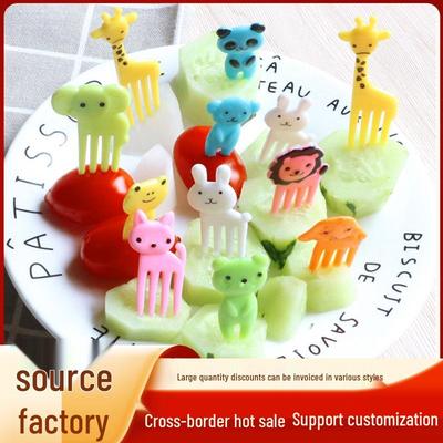 Children's Anime-Style Animal Fruit Fork Skewers Set - Giraffe Cartoon Design for Bento and Snacks