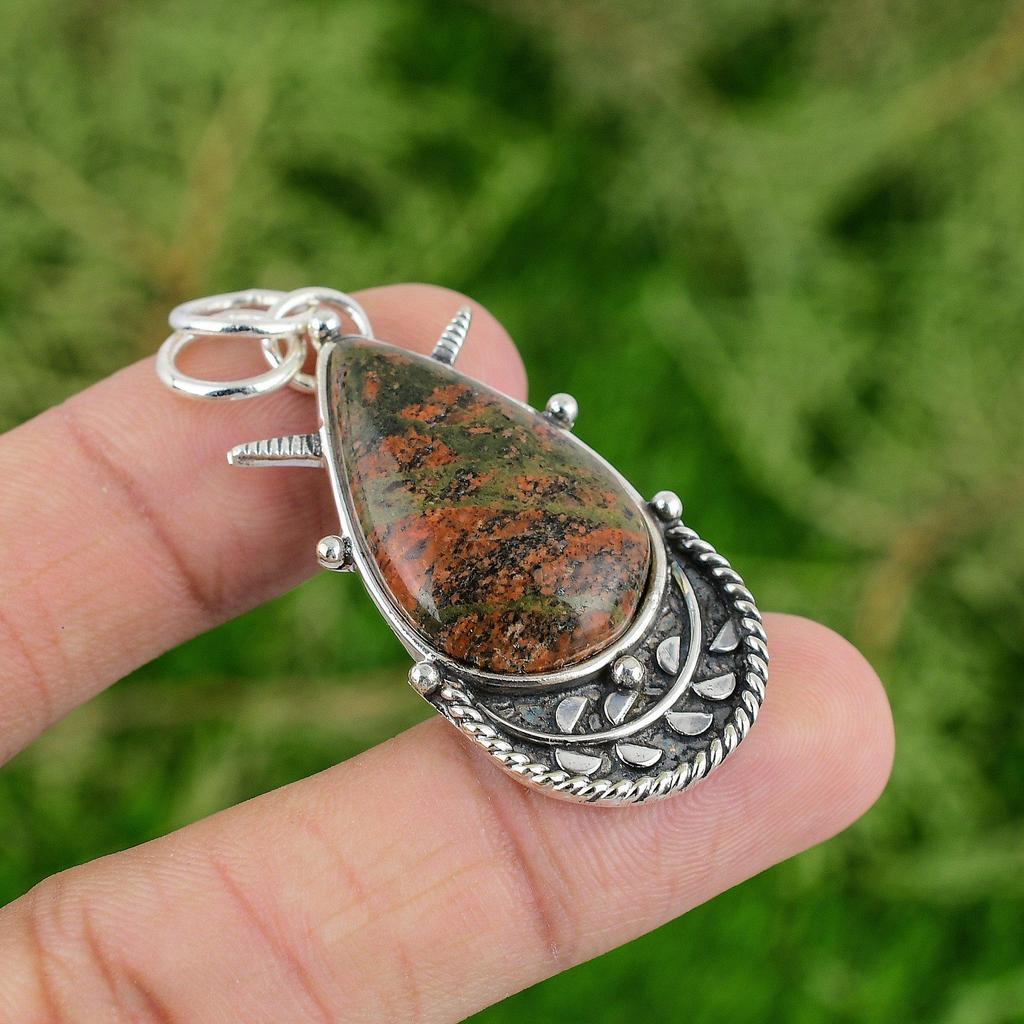 Daughters Day Sale 925 Silver Pear Grass Garnet Stone Handcrafted Mother Pendant