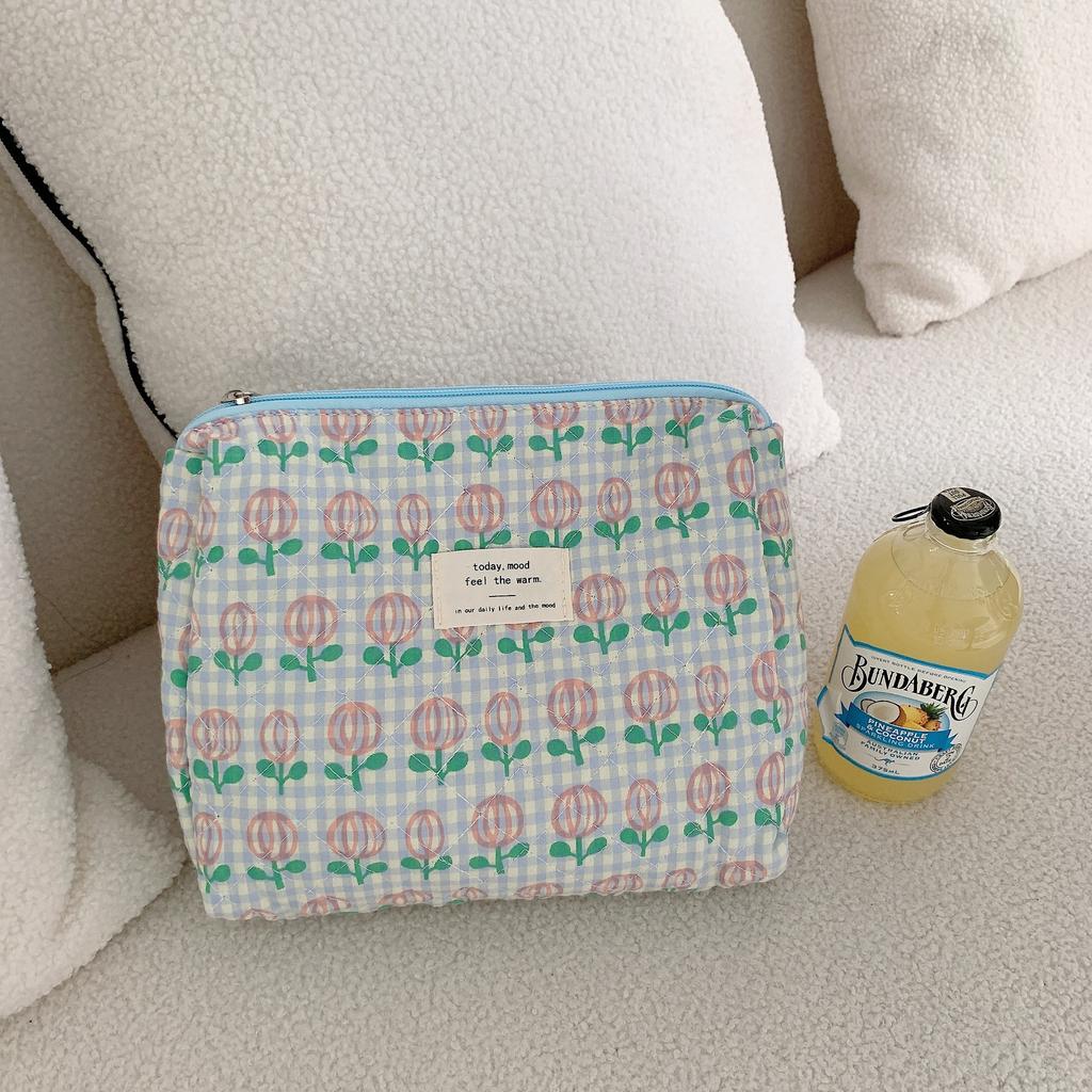 Quilted Cotton Ladies Travel Storage Bag Retro Cherry Women's Cosmetic Bags Cute Design Girls Pencil Case Makeup Bag Handbags