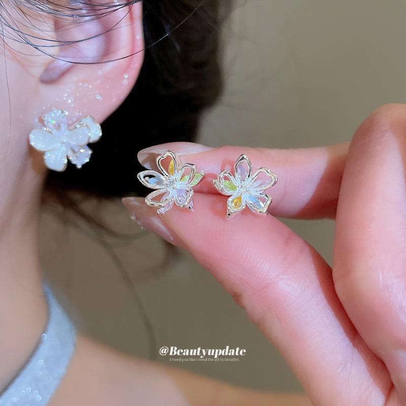 Silver Needle Dopamine Zircon Flower Stud Earrings Korean Version Sweet and Delicate Small Temperament Earrings Light Luxury High-end Earrings