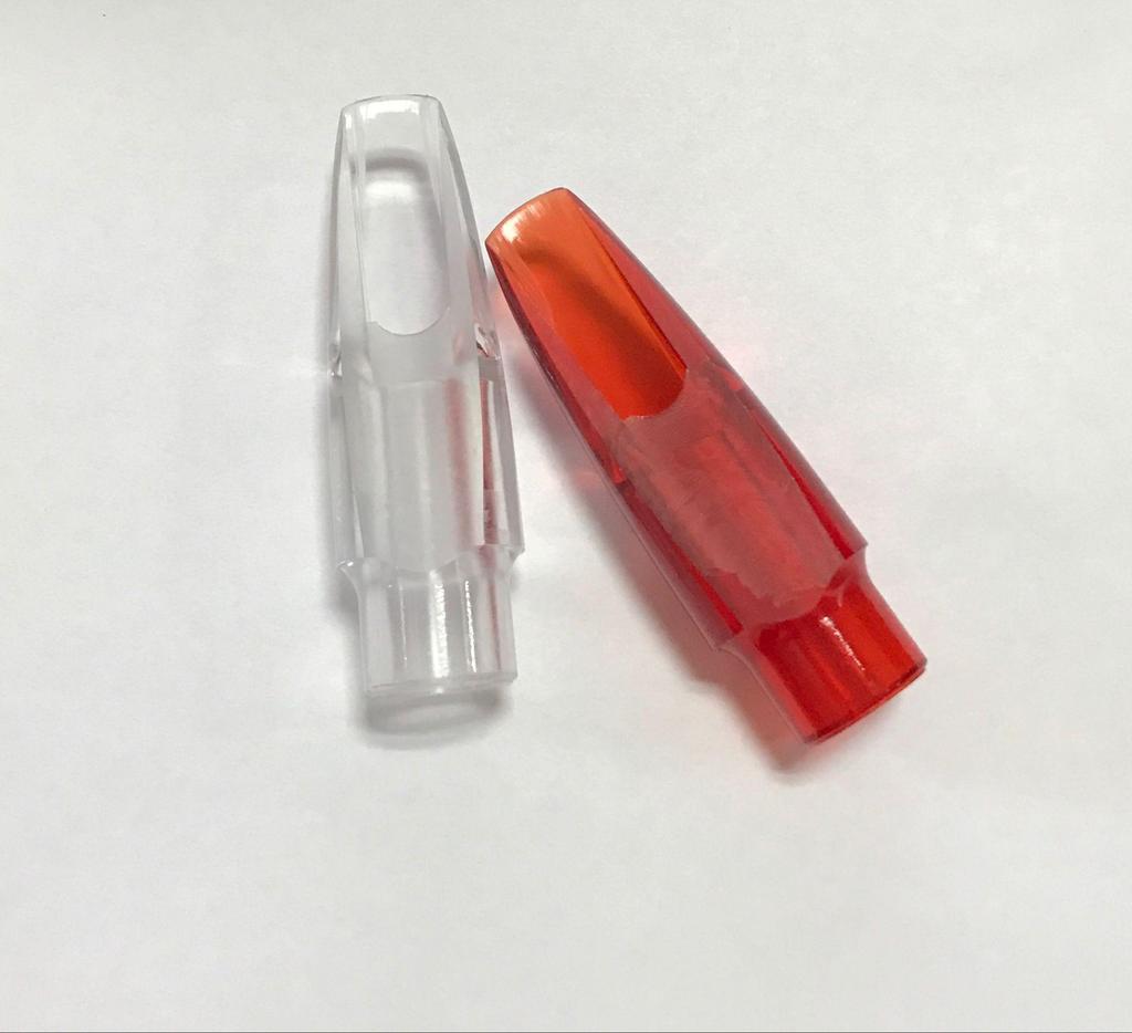 Křišťálově průhledný náustek pro alt saxofon - Dostupné v bílé a červené variantě