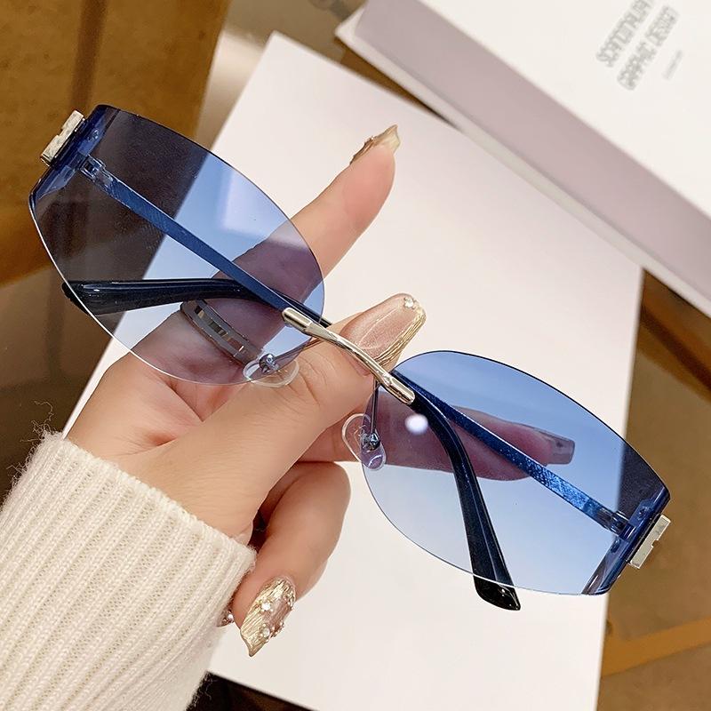 JYL TS Sunglasses Large Cat Eye Diamond Pearl Metal/90264