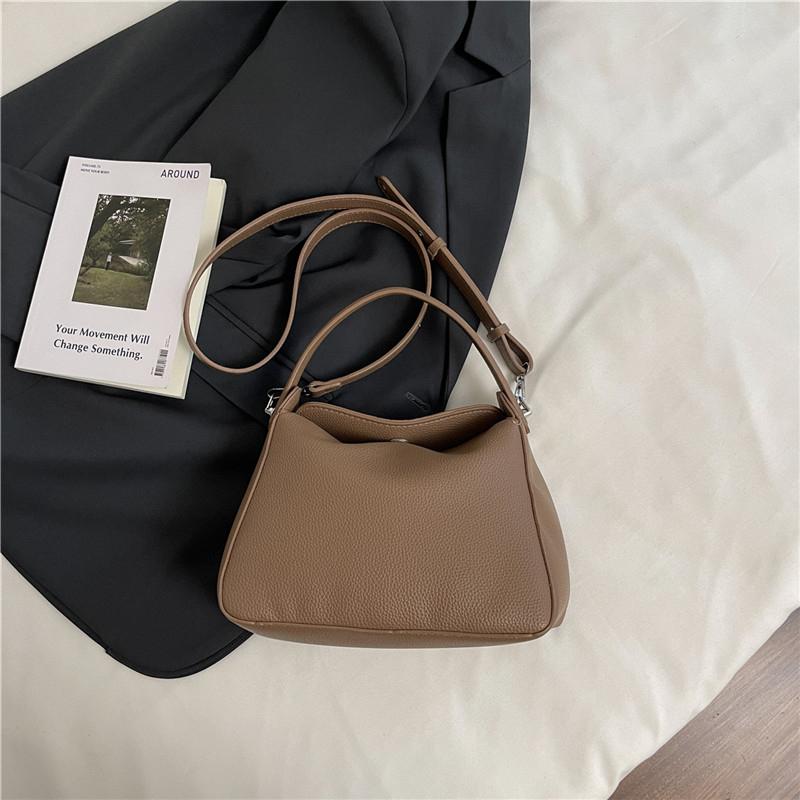 Silver Clutch Bag Fashion Handbag Large Capacity Bucket Crossbody Bag Women Simple Portable Tote Lady Adjustable Shoulder Bags