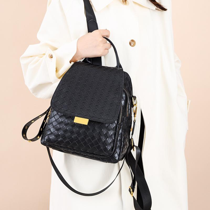 Shoulder Backpack Dual-purpose Women's Bag New Retro Fashion Casual Woven Soft Leather Texture Large-capacity Backpack