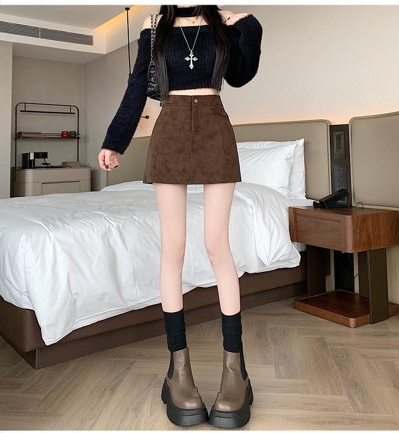 Coffee Suede A-Line High Waist Thickened Short Skirt - Plus Size Women's Hip-Hugging Slim Fit for Spring and Autumn